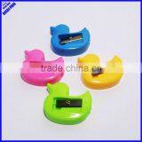 Funny Plastic Duck Animal Shaped Pencil Sharpener thumbnail-3
