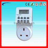 GT3-2352 British style 3200W 13A programmable digital timer switch