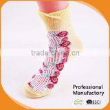 Hot Sales Lady Jacquard Rumi Socks With Pointelle Pattern thumbnail-3