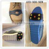 Manufacturer Sell Easy Carry and Convinent 5 Teeth Silicone Crampons for Outdoor Climbing thumbnail-5