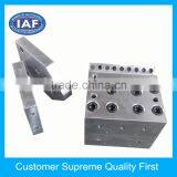 Custom Single Color Hollow Floor Mat Plastic Extrusion Mould thumbnail-3