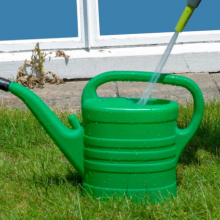 10L Heavy-Duty Garden Watering Can - China Manufacturer thumbnail-1