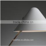 Metal Decoration Contemporary Tabel Desk Lamp thumbnail-3