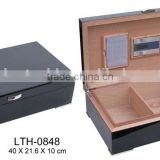 75CT black cigar case wooden