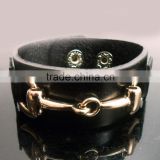 Wholesales promotional copper ring interlocked around leather band bracelet