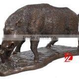 Metal Life Size Bronze Pig Sculpture in Garden Decor thumbnail-1