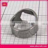 Fashionable Metal Bottle Opener Ring thumbnail-5