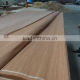 Linyi Grade a b c Sliced Cut 0.28mm Red Recon Face Veneer for India Plywood thumbnail-1