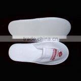 Disposable Open Toe Brushed Fabric Design Print Personalized White Hotel Slippers thumbnail-4