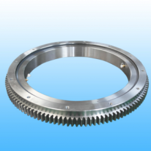 UH07-7 Slewing Bearing UH063 UH083 ZX210 ZX220 ZX230 Swing Gea