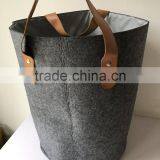 2017 China Suppliers Eco Friendly Handmade Laundry Supply in Felt Laundry Bag Non Woven Laundry Basket thumbnail-1