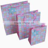 Free Sample White Glossy Paper Bag thumbnail-3