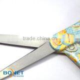 STA0013 LFGB Certificated 8-1/2" Stainless Steel Colorful Plastic Handle Tailor Scissors thumbnail-4