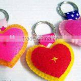 China 2017 Hot Sale High Quality New Products Graphic Design Home Decoration Wholesale Promotion Felt Heart Shaped Keychain thumbnail-1