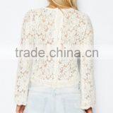 New Arrival Fashion Loose Through Look Floral Lace Lady Blouse thumbnail-5