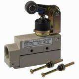 Omron Reed Switch thumbnail-1