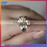 Hot Sale Europe Style Zinc Alloy Fashion Wedding Ring thumbnail-1