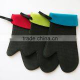 Hot sale high quality rubber kitchen printed sleeve neoprene oven mitt