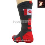 design national flag sport socks Canada flag sock from china