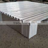 Medium Duty Aluminum Pallets for Storage and Warehouse Needs thumbnail-4