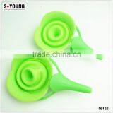 16126 Silicone Folding Funnel With pp Handle thumbnail-1