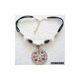 Sell Necklace thumbnail-1