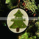 Wholesale Amazon Hot Artificial Decoration Felt Christmas Tree in China thumbnail-3