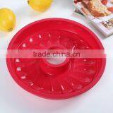 Round Hole Shape Bundt Cake Silicone Mold thumbnail-3