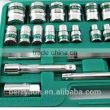 Berrylion 32PCS Socket Set CR-V Polished Socket Set With Ratchet Wrench thumbnail-4