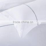 China Supplier Dubai 4 Stars Hotel Egyptian Cotton Bed Linen Embroidering Duvet Cover Set thumbnail-3