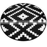 Black And White 7x7' Round Reversible Polypropylene Outdoor Rug Patio/Deck Camper Beach Mat/Reversible Picnic Carpet RV Mats thumbnail-2