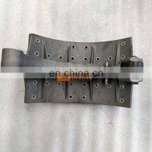 China Heavy Truck HOWO A7 Hohan Golden Prince Sinotruk Hc16 Front/Middle/Rear Axle Parts Az9231342061 Brake Shoe thumbnail-4