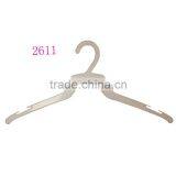Plastic Hook Sale Clothes Hanger With Rack For Braces Skirt