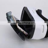 Virtual Reality Headset for Smartphone thumbnail-1