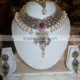 Gold Tone Kundan Pearl Choker Necklace Earring Set thumbnail-2