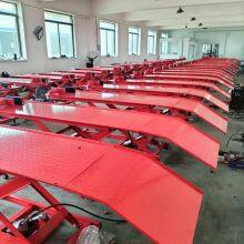 1000 Lbs Pneumatic Motorcycle Lift Table thumbnail-2