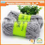 China Fashion Yarn Exporter Shingmore Bridge Cheap Sales High Quality 0.1Nm Chunky Yarn for Knitting thumbnail-1