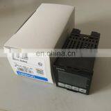 Omron Multi Range Temperature Controller E5CZ-R2MT 100-240VAC thumbnail-2