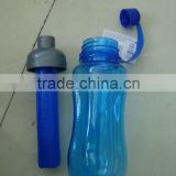 Transparent double wall plastic ice cup with crooked straw