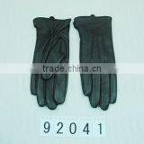 Leather Gloves thumbnail-1