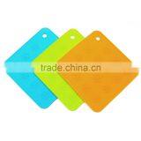 Small Smooth Angle Square Snowflake Silicone Placemat Cup Mat Place Mat thumbnail-1