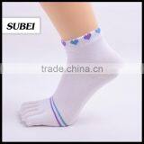 Lovely Jacquard Toe Sock Woman Yoga Pilates Sock thumbnail-2