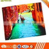 Soft Hand Touching Microfiber Cleaning Cloth thumbnail-6