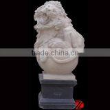 Stone Roaring Lion Statue With Ball thumbnail-1