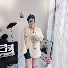 Winter's New Young Faux Mink Fur Coat, Short V-neck One-piece Fur Coat for Women thumbnail-2