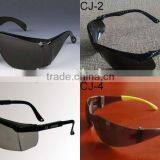 2016 Hot Selling 2.2 mm PC Lens Protective Anti-fog Glasses Safety Anti-fog Glasses Transparent Anti Fog Glasses Manufacturer