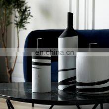 Modern Luxury Black Ink Hand-painted Painting White Porcelain Ceramic Vase for Table Decoration thumbnail-5