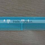 Wood & Plastic Disposabe Hotel Comb thumbnail-1