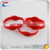 2017 New Wristbands Silicone UHF+HF Dual Frequency Rfid Silicone Wristband thumbnail-1