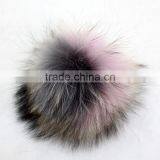 Myfur New Arrival Wholesale Super Fluffy Extra Large Raccoon Fur Pom Poms Specially For Beanie Hat Fashionable Stylish Pompoms thumbnail-2